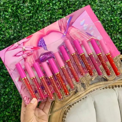 Labial matte diamante cabello rosa - KC230159